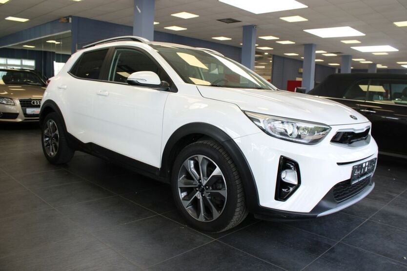 Kia Stonic 59.374 km 13.980 € Euskirchen 53881