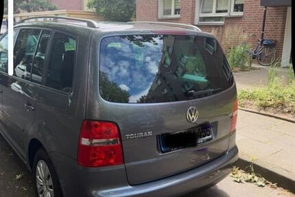VW Touran 360.000 km 2.700 &euro; Sankt Augustin 53757