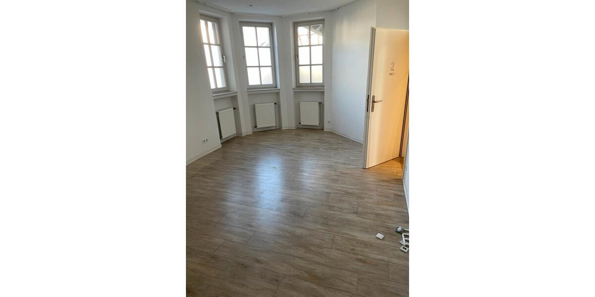Erdgeschoßwohnung Sinzig - 4 Zimmer, 135 m&sup2;, 1.330&euro; | Angebot:25838878