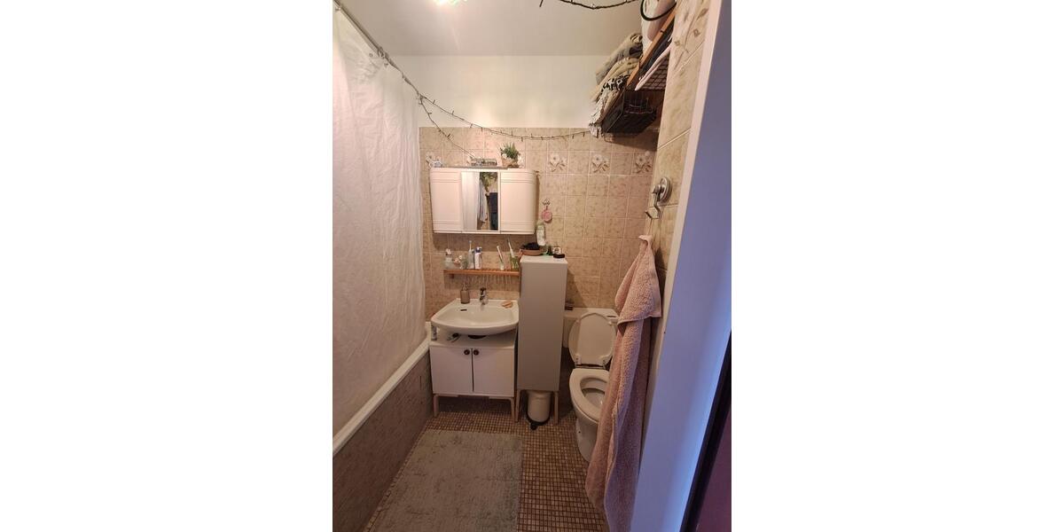 Dachgeschoßwohnung Köln Mülheim - 3 Zimmer, 57 m&sup2;, 828&euro; | Angebot:25891391