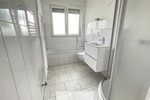 Zentrumsnaher Wohntraum: Frisch sanierte 3-Zimmer-Wohnung mit großem Balkon - Etagenwohnung Siegburg Zentrum | Angebot:26855170