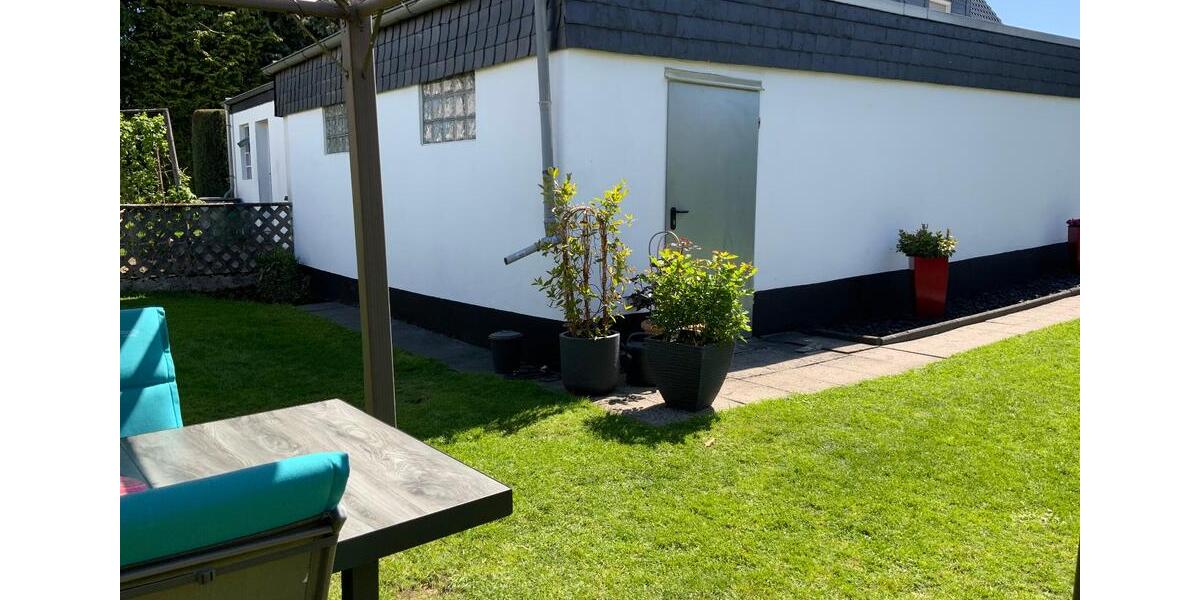 Mehrfamilienhaus, Wohnhaus Bergisch Gladbach Paffrath - 8 Zimmer, 185 m&sup2;, 630.000&euro; | Angebot:24442933