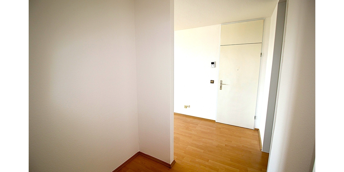 Bezugsfrei! Barrierefrei! Frisch renoviert! Top 2 Zimmer ETW mit Aufzug, Terrasse, und TG-Stellplatz - Etagenwohnung Sankt Augustin | Angebot:26905800