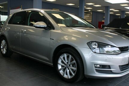 VW Golf 1.2 TSI BlueMotion Lounge 95.780 km 10.780 € Euskirchen 53881