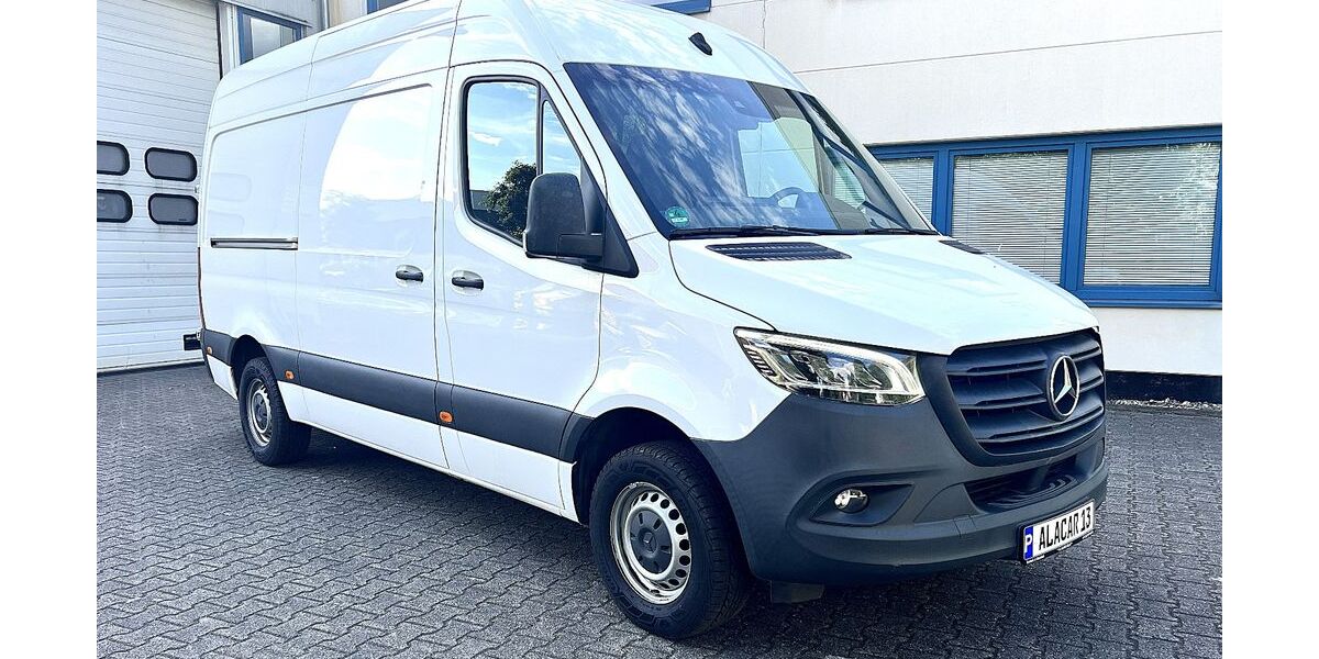 Mercedes-Benz Sprinter 256.230 km 21.700 &euro; Köln 50858