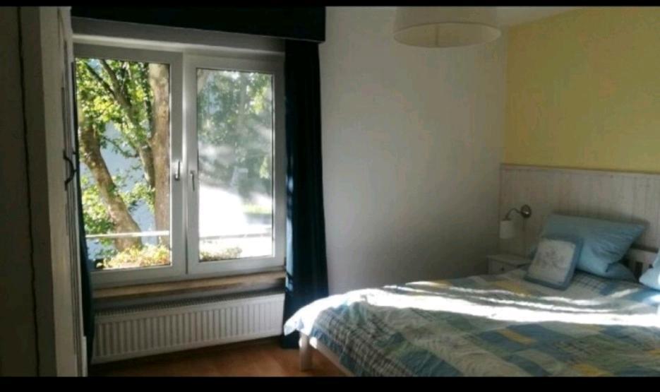 Helle 3 Zimmer Wohnung mit Balkon 3 zimmer