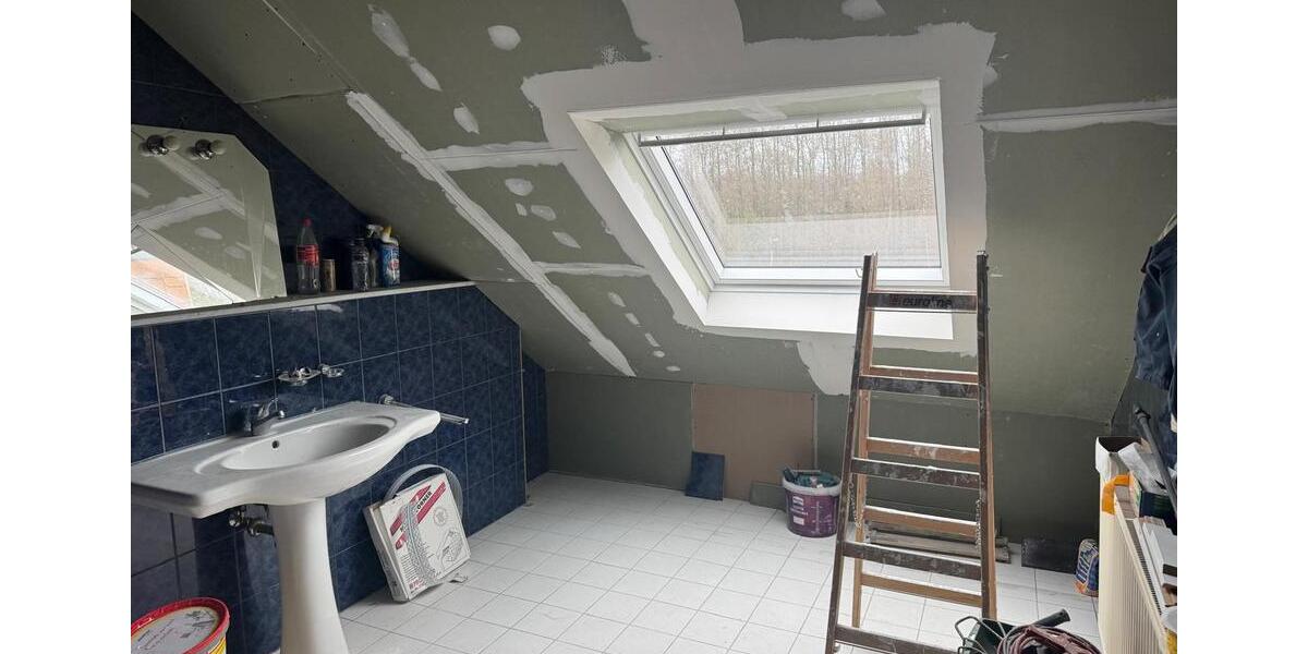 Dachgeschoßwohnung Siegburg - 2 Zimmer, 84 m&sup2;, 1.120&euro; | Angebot:26626435