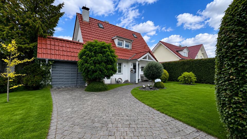 Einfamilienhaus Erftstadt - 4 Zimmer, 130 m&sup2;, 580.000&euro; | Angebot:27229999