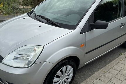 Ford Fiesta Viva X Klima ZV el.FH 1.Hand 78.500 km !!