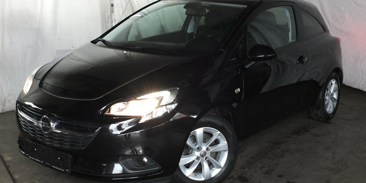 Opel Corsa WM26: ON ecoFlex PARKASSISTENT KLIMAANLAGE 100.000 km 7.904 &euro; Köln 50858