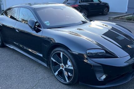 Porsche Taycan 114.900 km 49.900 &euro; Köln 50935