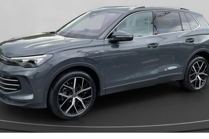 VW Tiguan 17.812 km 50.980 € Köln-Mülheim 51063
