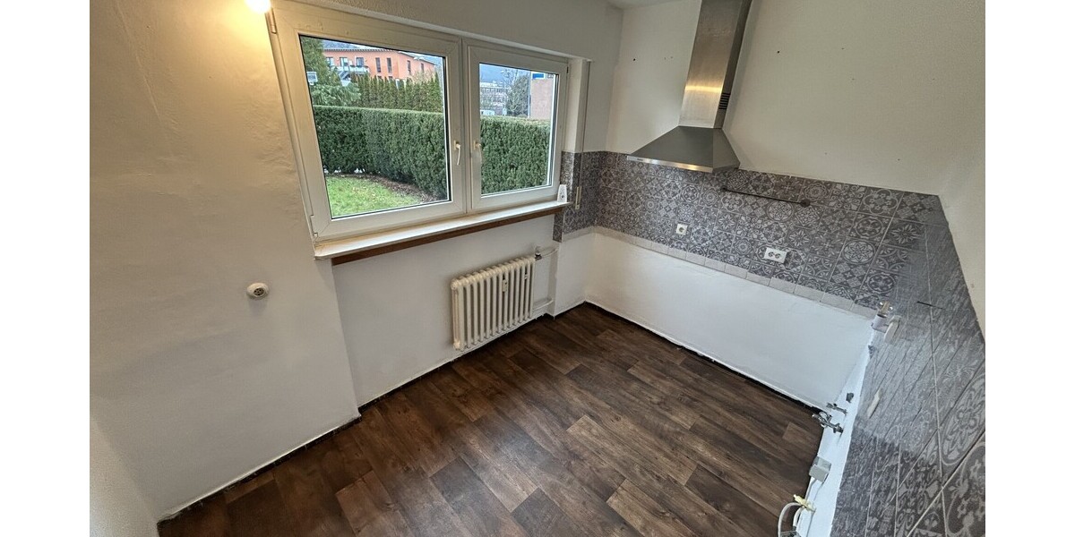 2 Wohnungen vermieten oder selbst einziehen? Beides ist sofort möglich! PROVISIONSFREI für Käufer. - Doppelhaushälfte Bonn Kessenich | Angebot:23760863