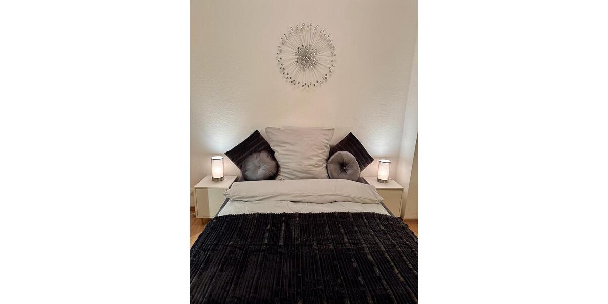 Dachgeschoßwohnung Köln Lindenthal - 2 Zimmer, 55 m&sup2;, 1.330&euro; | Angebot:23484096