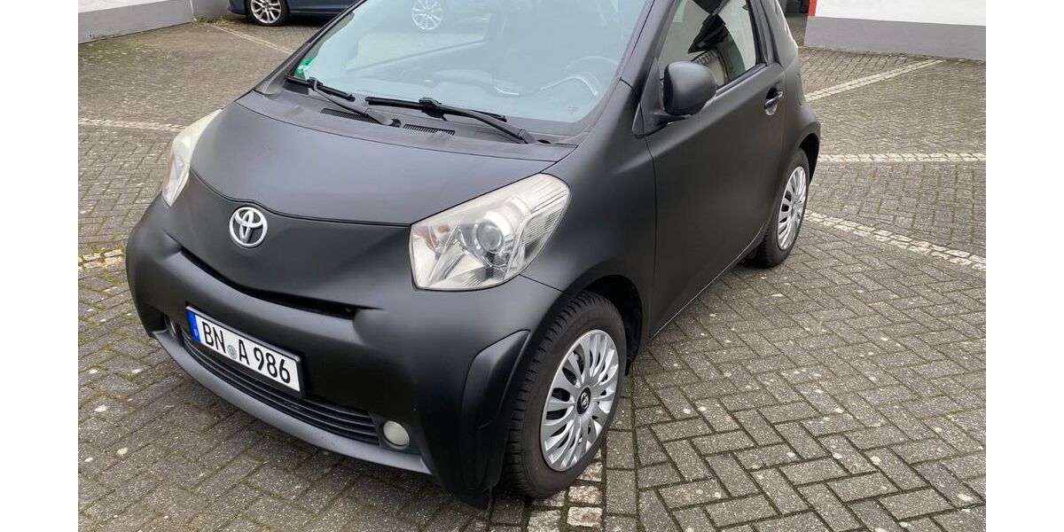 Toyota IQ 181.000 km 3.800 &euro; Bonn 53173