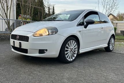 Fiat Punto 149.800 km 2.999 € Troisdorf 53840