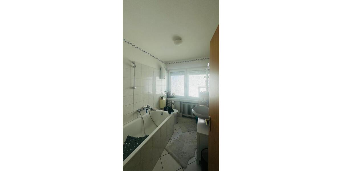 Dachgeschoßwohnung Köln Porz - 3 Zimmer, 82 m&sup2;, 244.000&euro; | Angebot:27201198