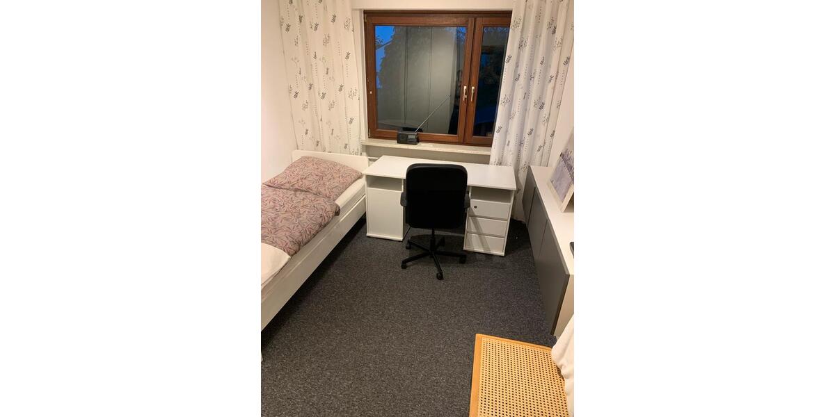 Etagenwohnung Bonn Hardtberg - 1 Zimmer, 1 m&sup2;, 420&euro; | Angebot:26254878