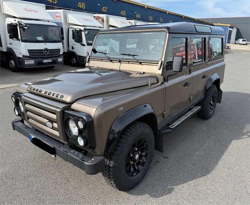 Land Rover Defender 178.000 km 43.990 € Köln 51105