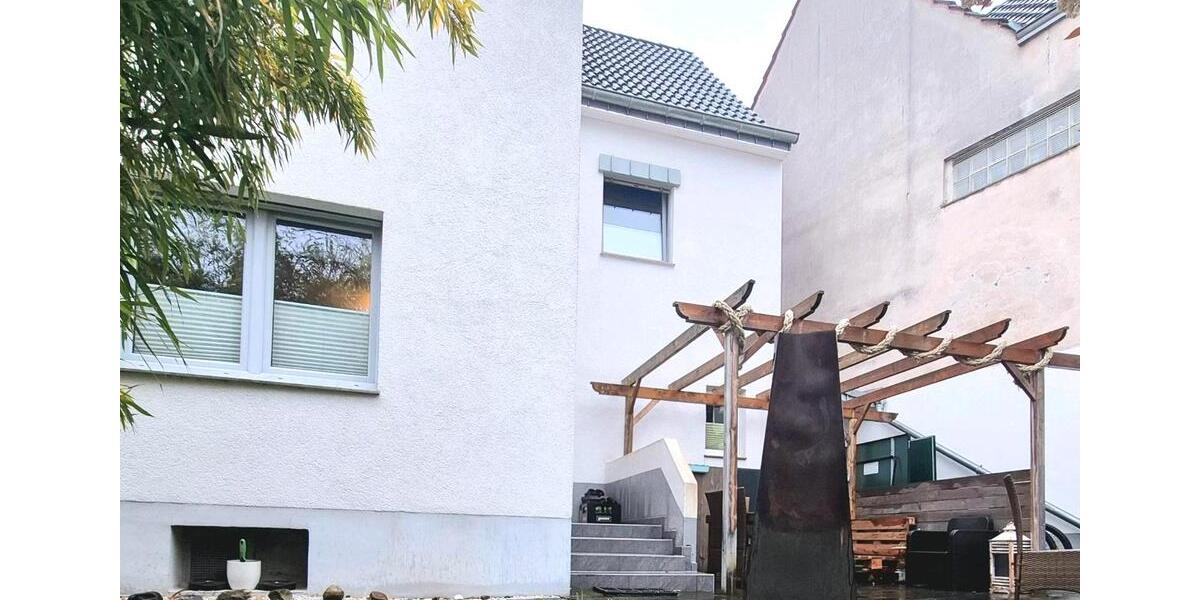 Einfamilienhaus Troisdorf Bergheim - 6 Zimmer, 151 m&sup2;, 420.000&euro; | Angebot:26462350