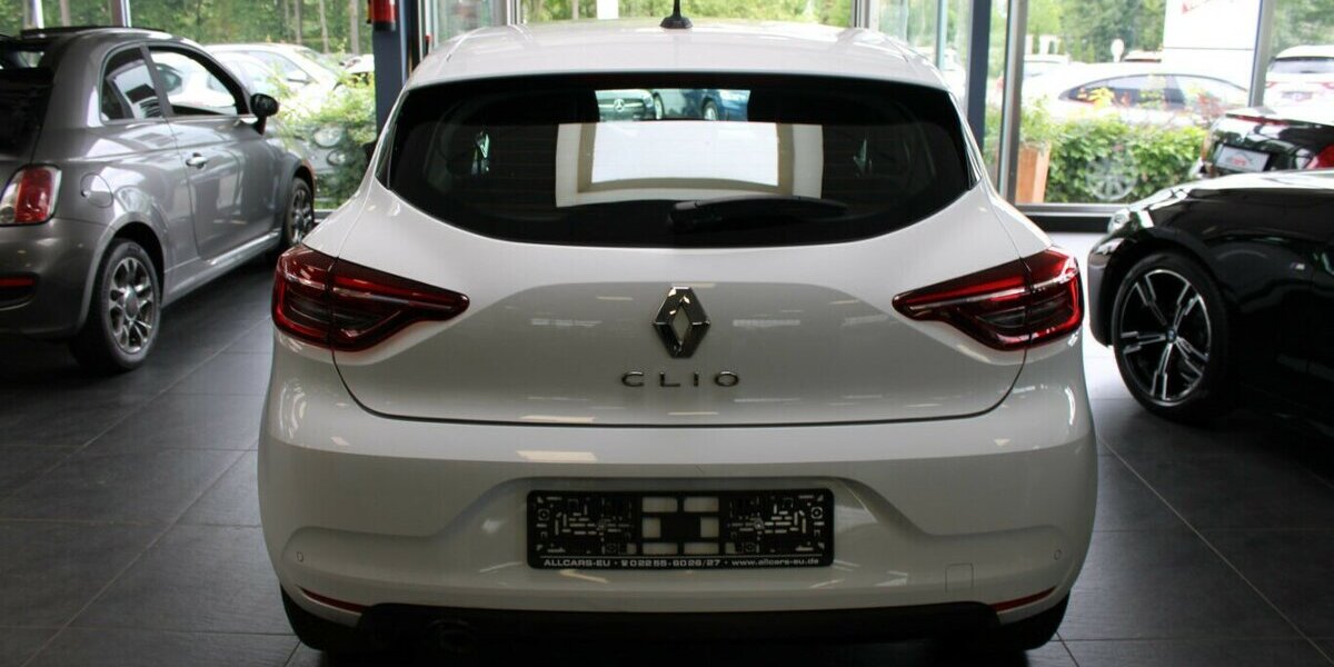 Renault Clio SCe 65 Equilibre 29.040 km 12.480 &euro; Euskirchen 53881