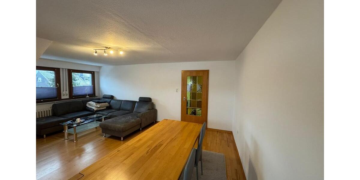 Dachgeschoßwohnung Bonn Hardtberg - 3 Zimmer, 84 m&sup2;, 680&euro; | Angebot:25690795