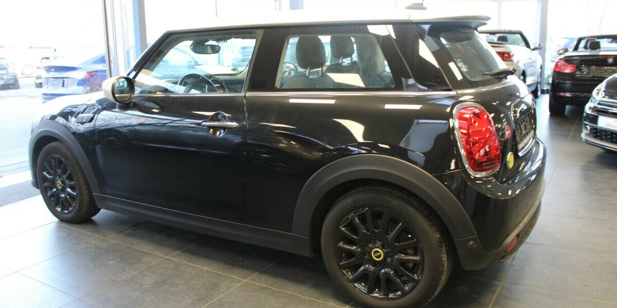 Mini Cooper SE Classic Trim 39.998 km 16.480 &euro; Euskirchen 53881