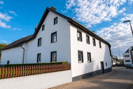 Haus Euskirchen - 5 Zimmer, 215 m&sup2;, 199.000&euro; | Angebot:26462356