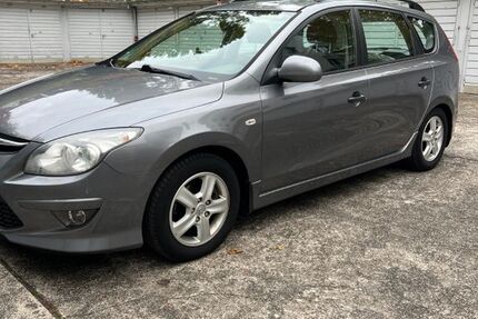 Hyundai i30 170.000 km 3.700 € Köln 50969
