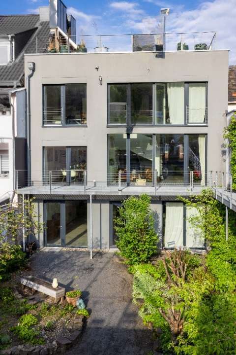 Haus zum Kaufen in Bonn, Kessenich 2.325.000 € 336 m²