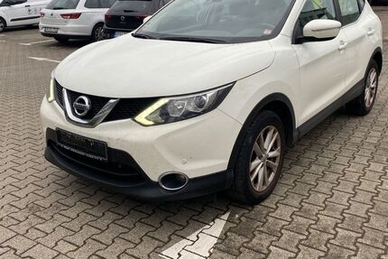 Nissan Qashqai 129.000 km 5.990 € Köln 50739