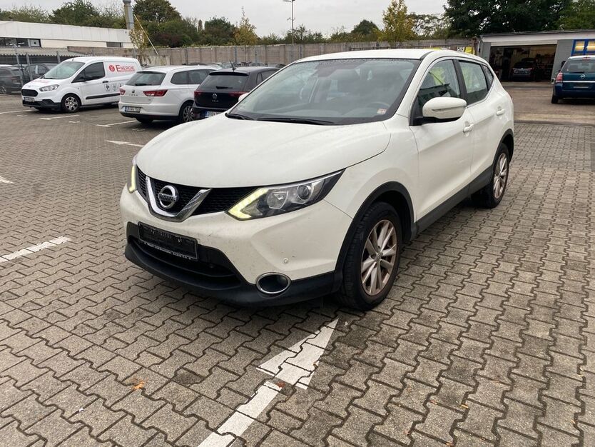 Nissan Qashqai 129.000 km 5.990 € Köln 50739
