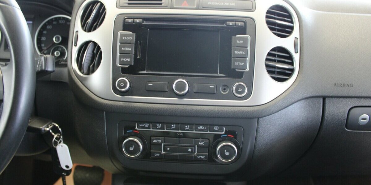VW Tiguan 1.4 TSI DSG Cup Sport&Style 89.881 km 12.980 &euro; Euskirchen 53881