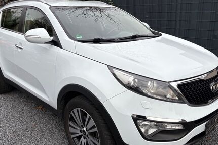 Kia Sportage 80.100 km 12.900 &euro; Bergisch Gladbach 51469