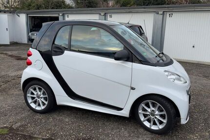 Smart ForTwo 50.447 km 8.500 &euro; Bergisch Gladbach 51469