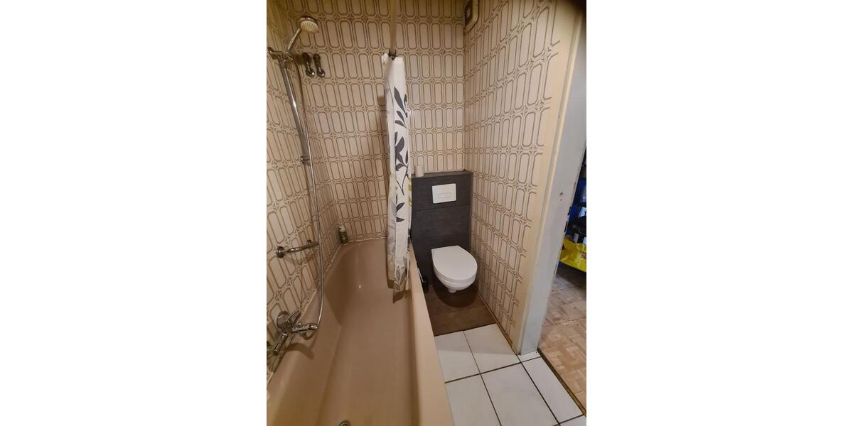 Etagenwohnung Bonn Dransdorf - 5 Zimmer, 18 m&sup2;, 550&euro; | Angebot:24743580