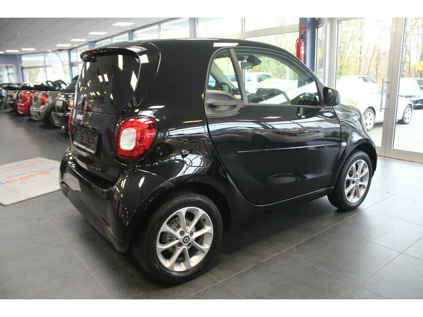 Smart ForTwo coupe passion 43.179 km 11.780 € Euskirchen 53881