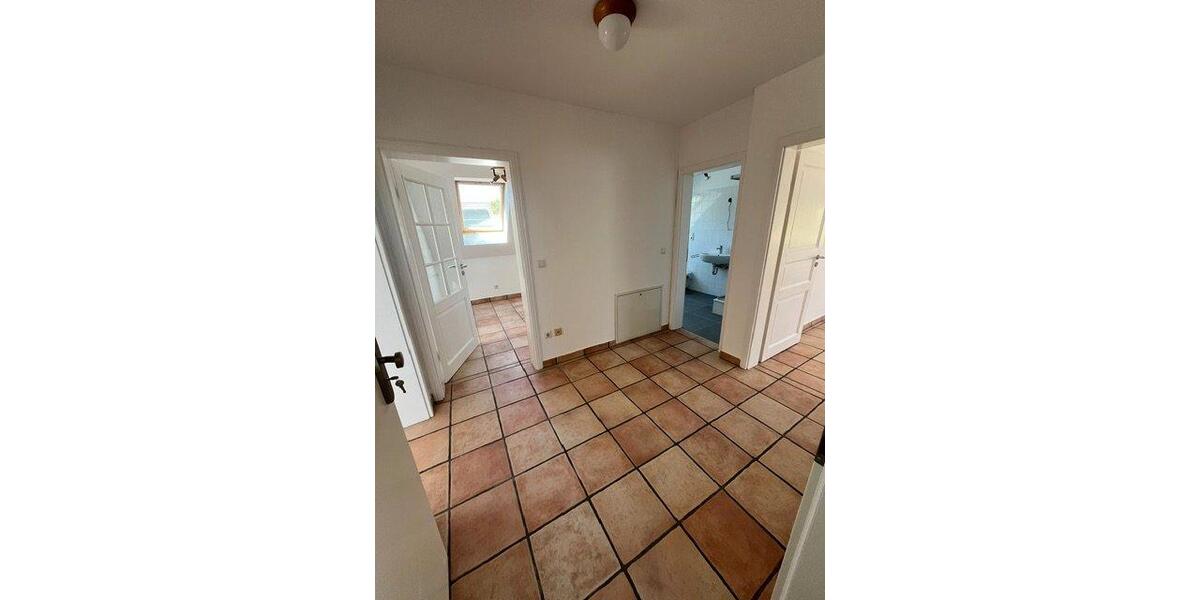 Etagenwohnung Overath - 2.5 Zimmer, 75 m&sup2;, 900&euro; | Angebot:26604530