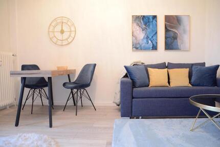 Modernes & voll möbliertes 1-Zimmer-Apartment mit Balkon in Bonn zimmer