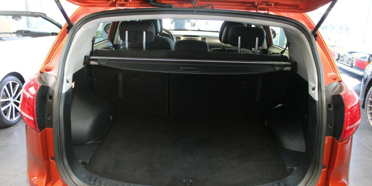 Kia Sportage 1.6 GDI 2WD Attract 114.879 km 9.980 &euro; Euskirchen 53881