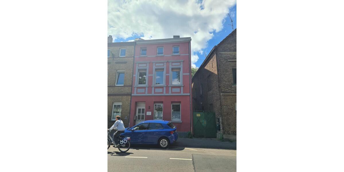 Etagenwohnung Bonn Dransdorf - 5 Zimmer, 18 m&sup2;, 550&euro; | Angebot:24743580