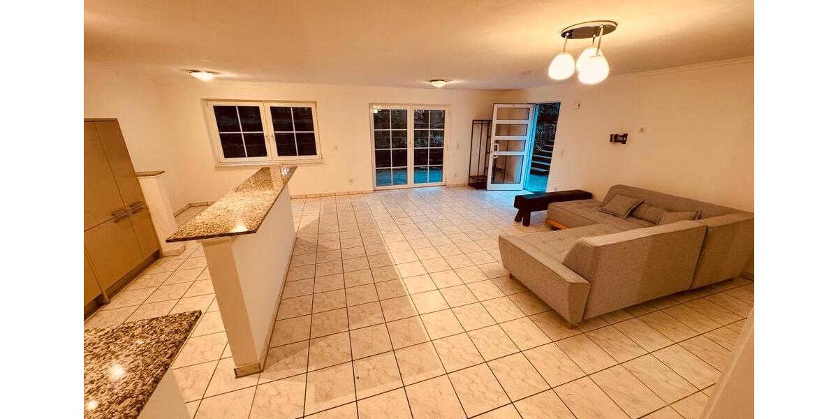 Etagenwohnung Bergisch Gladbach Paffrath - 2 Zimmer, 62 m&sup2;, 196.000&euro; | Angebot:24848101