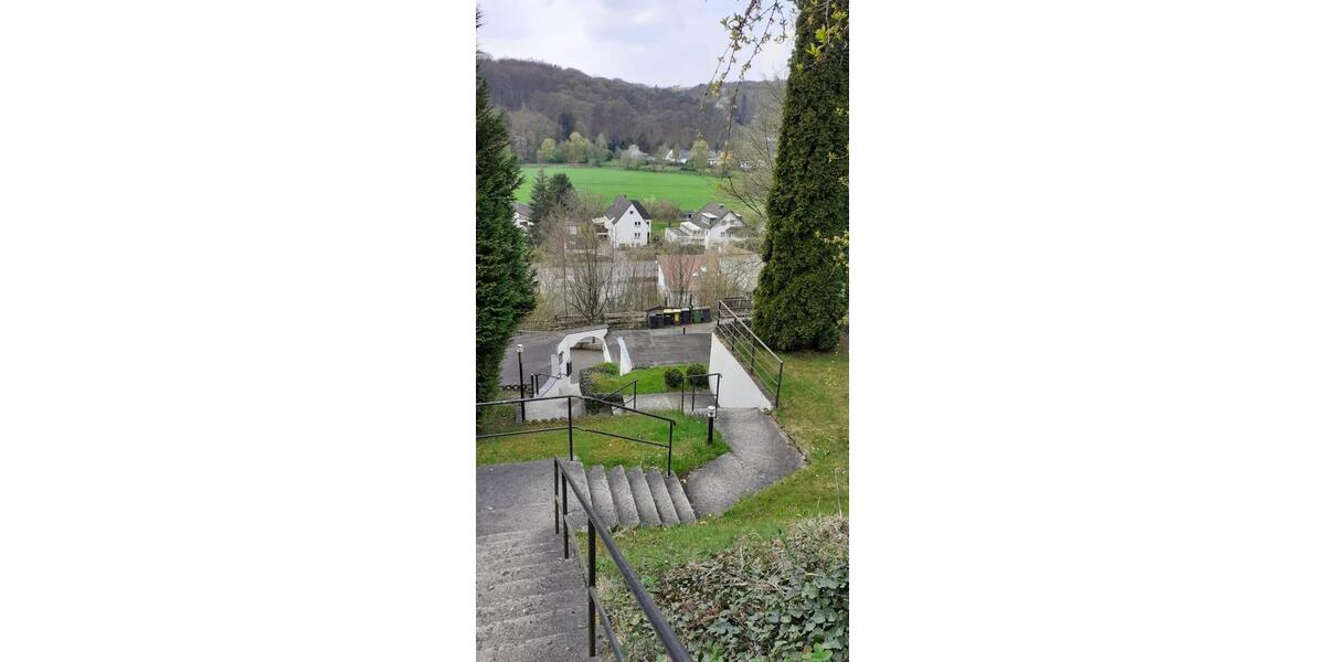 Dachgeschoßwohnung Rösrath - 3 Zimmer, 63 m&sup2;, 830&euro; | Angebot:25871336