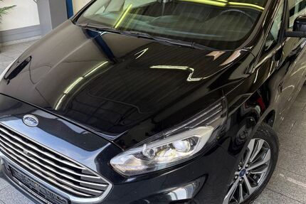 Ford S-Max 152.379 km 18.980 &euro; Köln 50829