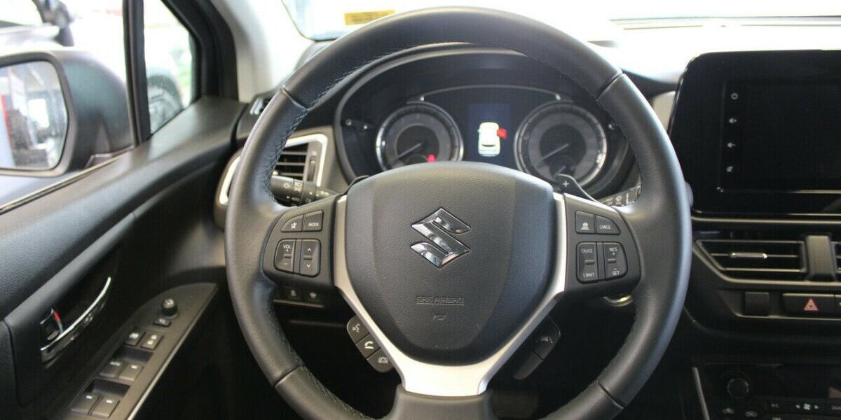 Suzuki S-Cross 1.4 Boosterjet Mild Hybrid Comfort 25.829 km 22.980 &euro; Euskirchen 53881