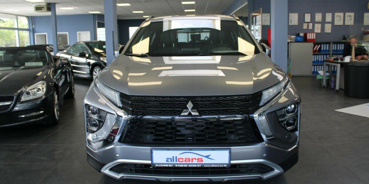 Mitsubishi Eclipse Cross Plug-in Hybrid 4WD Plus 85.459 km 18.480 &euro; Euskirchen 53881