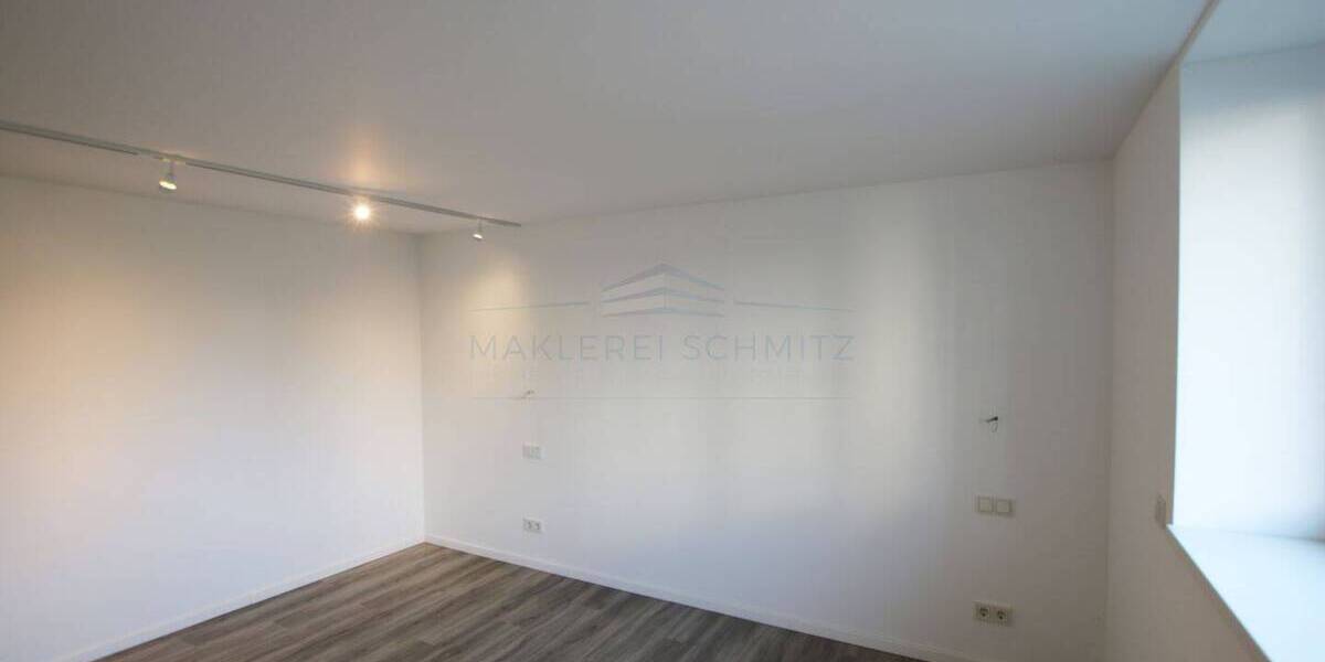 Etagenwohnung Hennef (Sieg) Hennef - 2 Zimmer, 75 m&sup2;, 229.900&euro; | Angebot:25769697