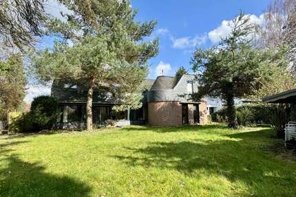 Haus zum Kaufen in Bonn Röttgen 980.000 € 319 m² 11 zimmer