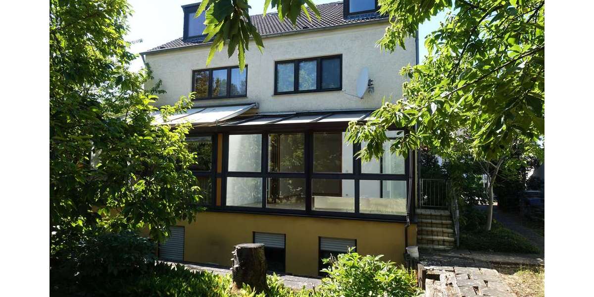 Haus zum Kaufen in Bonn 1.050.000 € 273 m² 10 zimmer