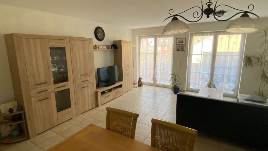 Schöne 3-Zimmer-Wohnung mit Balkon in Erftstadt 1.OG Links - Etagenwohnung Erftstadt | Angebot:27251018